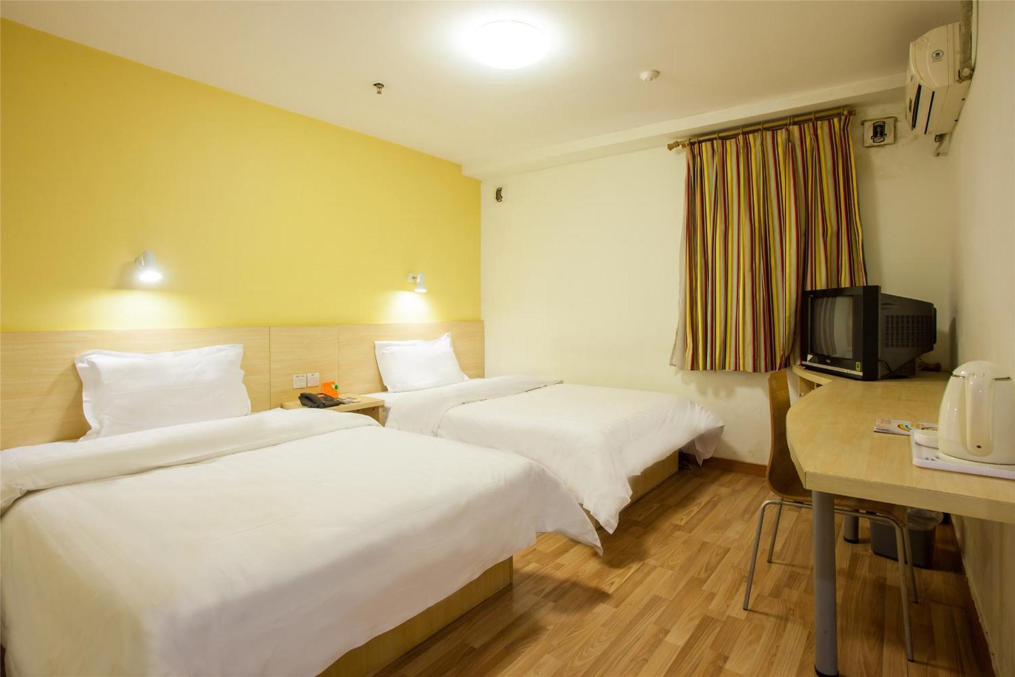 7Days Inn Guangzhou South Railway Station Huijiang Subway Station Eksteriør bilde