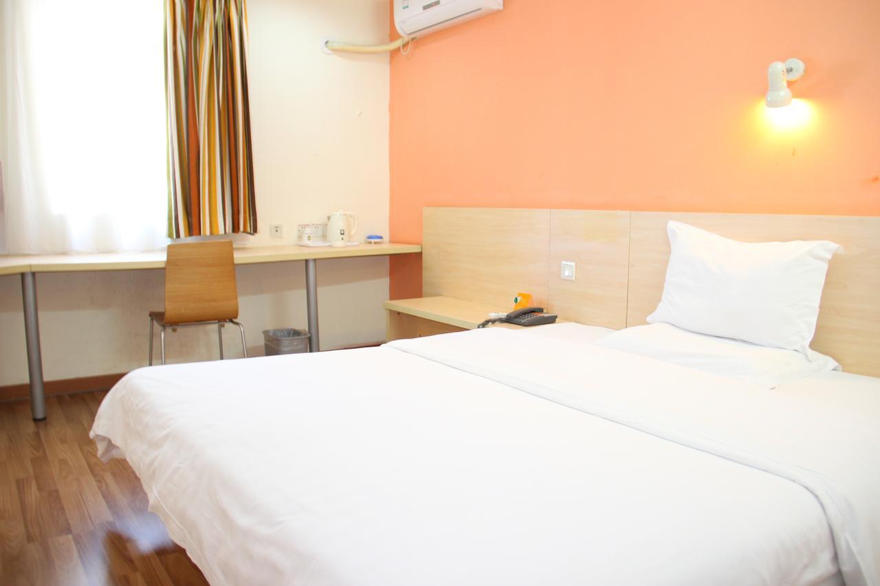 7Days Inn Guangzhou South Railway Station Huijiang Subway Station Eksteriør bilde
