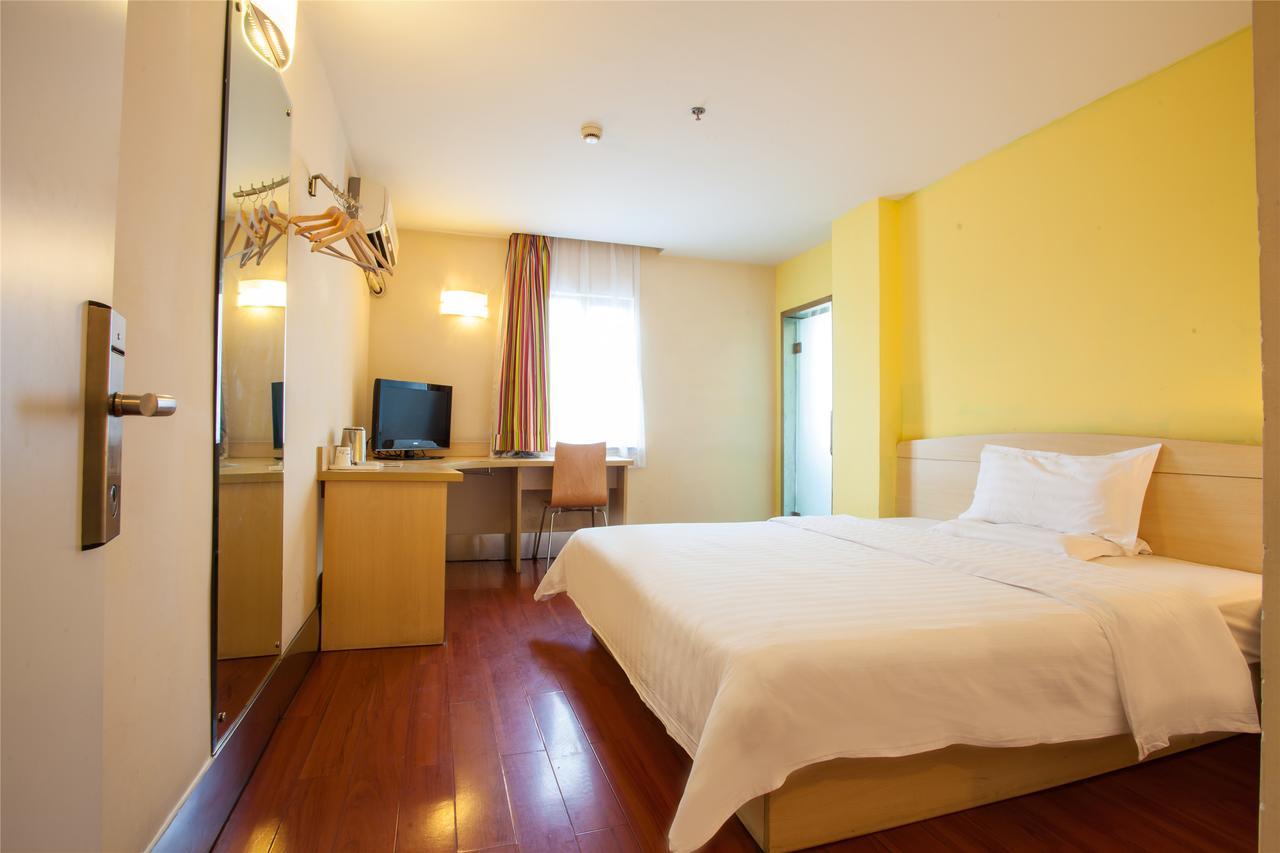 7Days Inn Guangzhou South Railway Station Huijiang Subway Station Eksteriør bilde